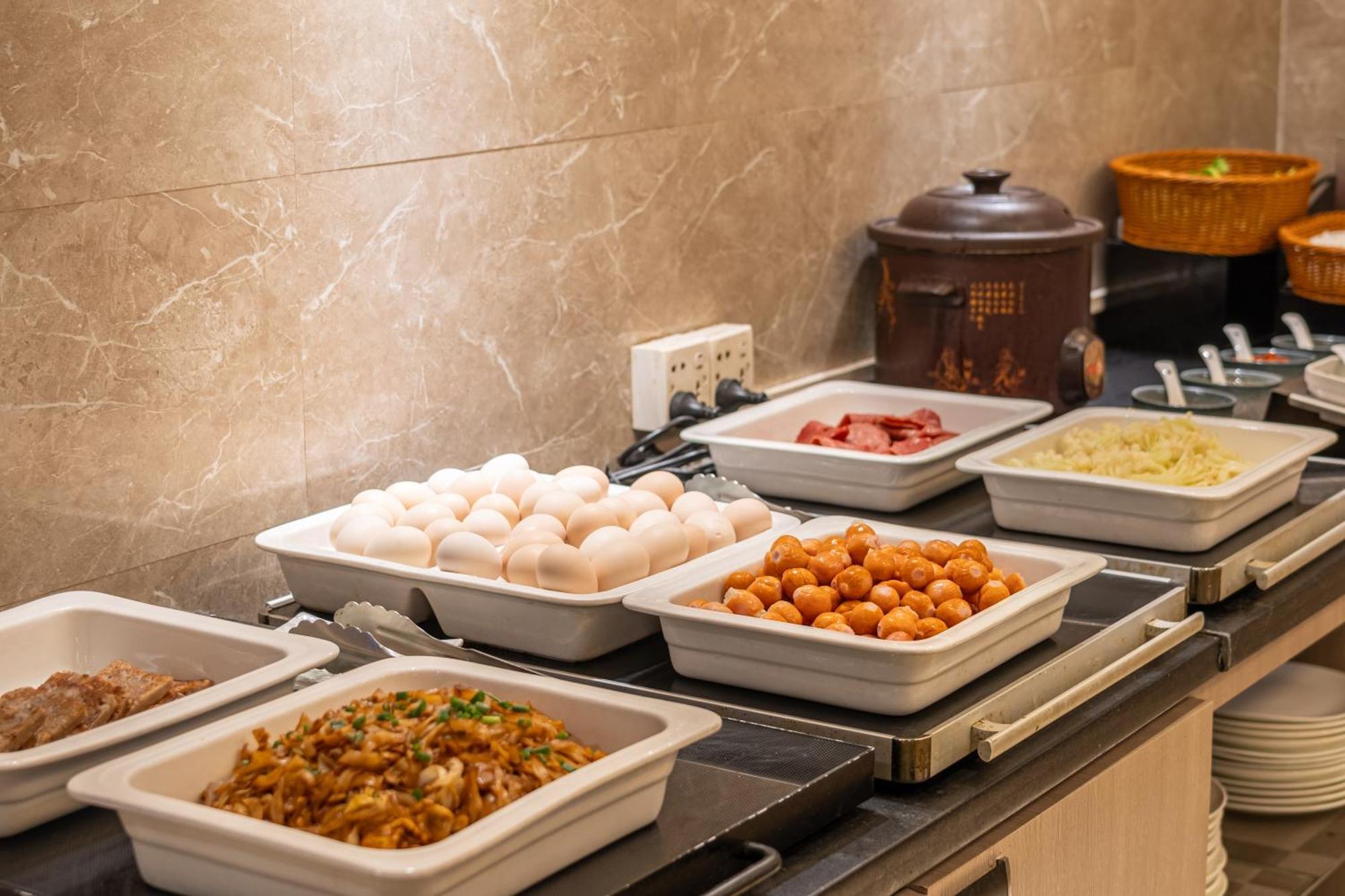 Foshan Poltton International Serviced Apartment-Canton Fair Free Shuttle Bus Exteriör bild